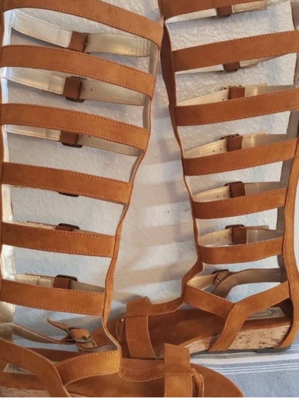 NWOT Joyfolie Gladiator Suede Shoes Size 6.5 - Picture 11 of 11